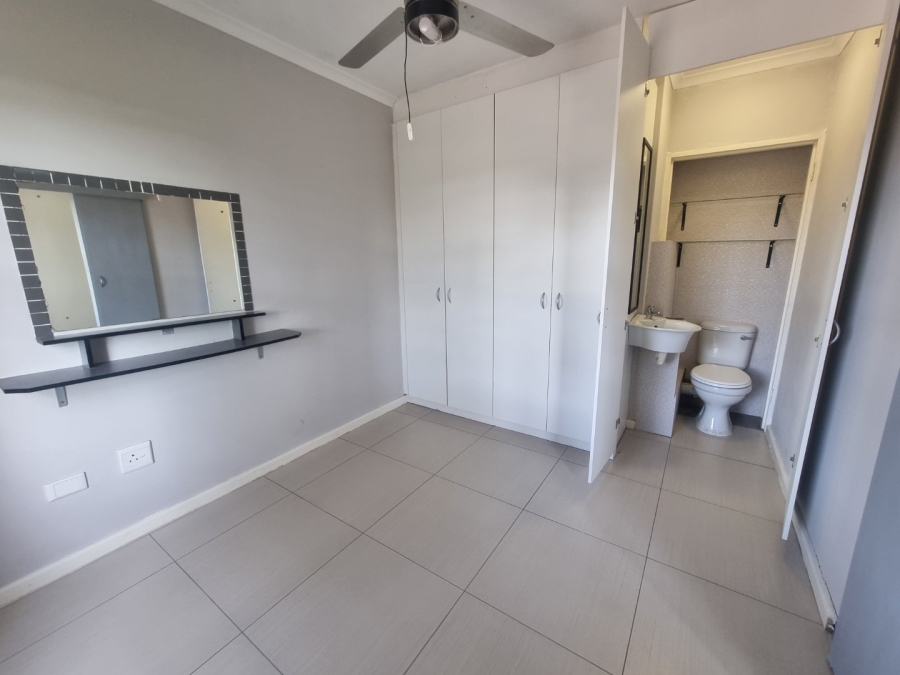 2 Bedroom Property for Sale in Parklands Western Cape